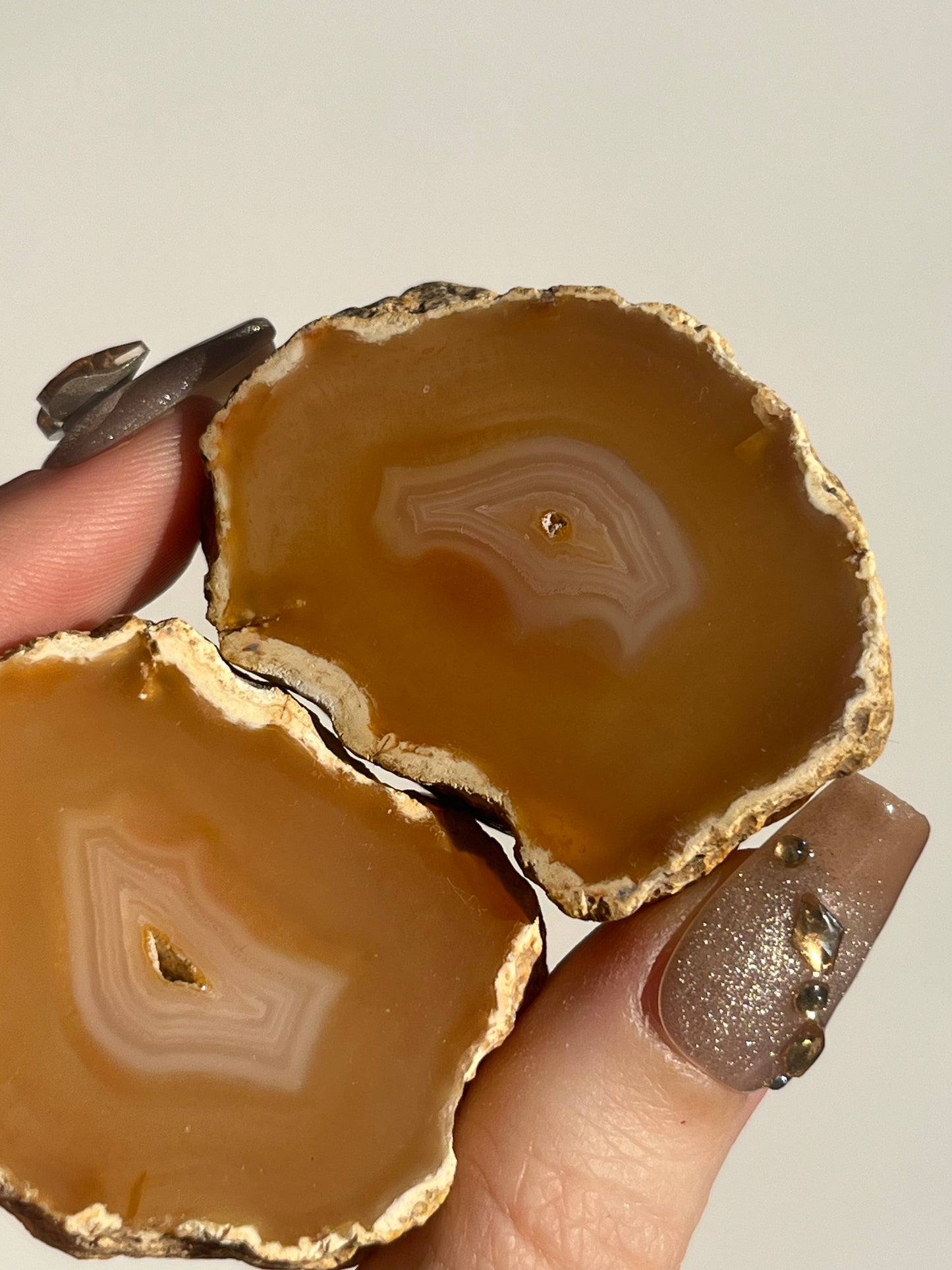 'Royal Jelly' West Indonesian Natural Carnelian Agate Pair G