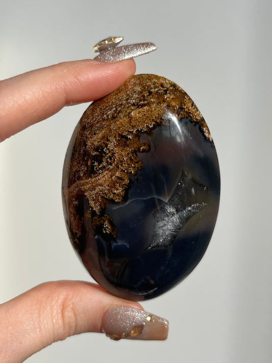 East Indonesian Agate with Golden Moss Palmstone A