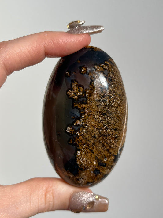 East Indonesian Agate with Golden Moss Palmstone E