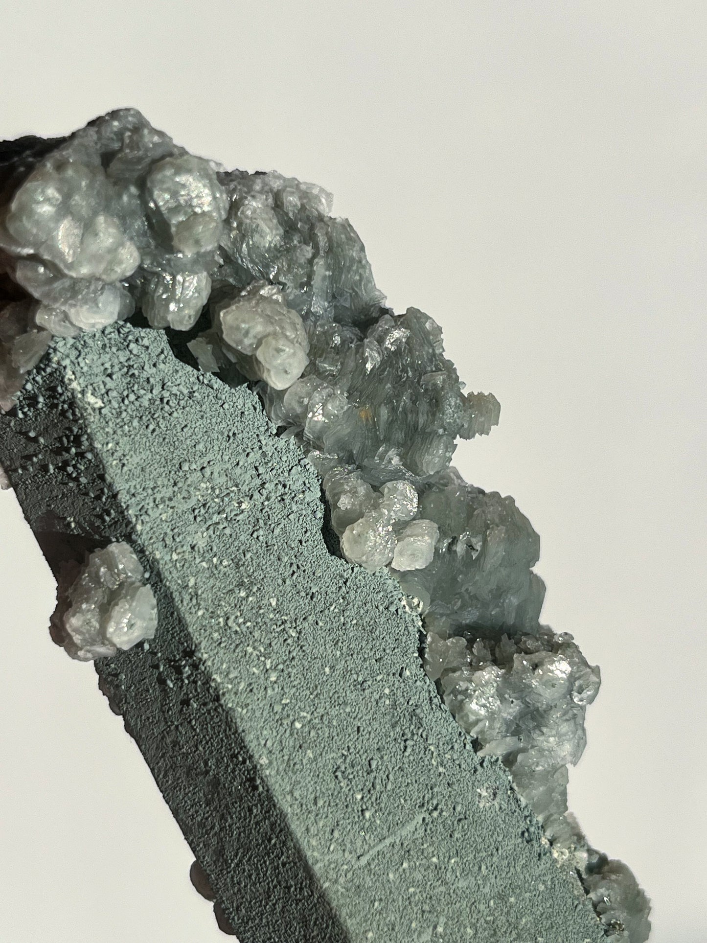 Euci Quartz with Coin Petal Calcite A