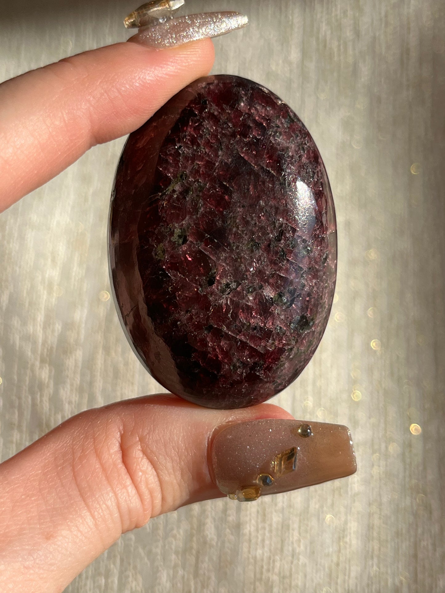 High Grade Gemmy Garnet Palmstone #C