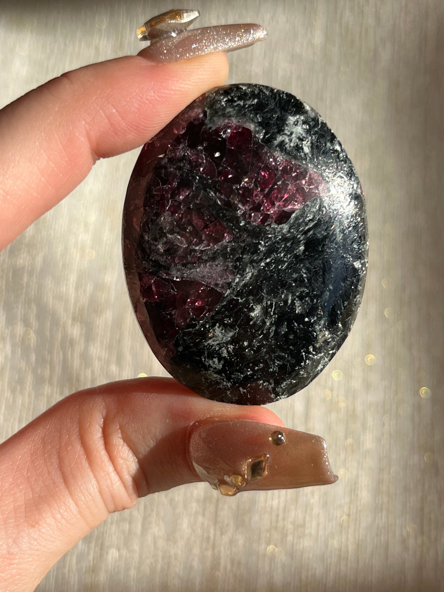 High Grade Gemmy Garnet Palmstone #E