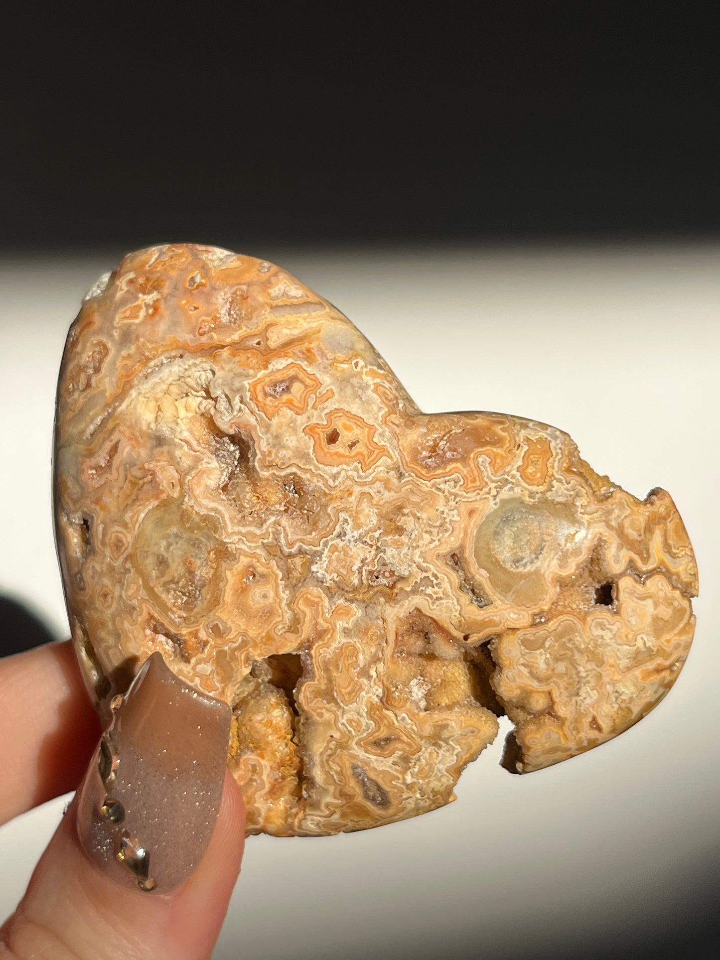 Golden Lace Agate Heart Carving F