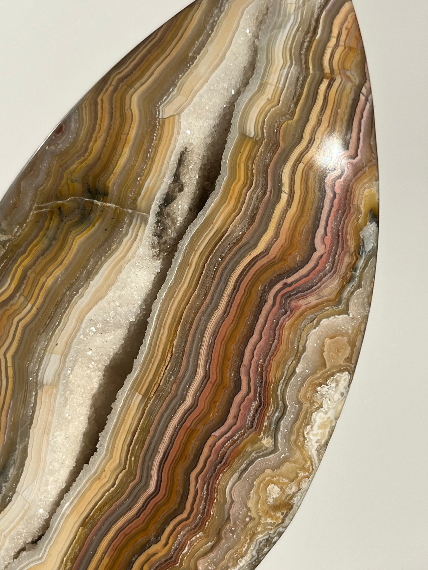 Golden Lace Agate Flame Carving C