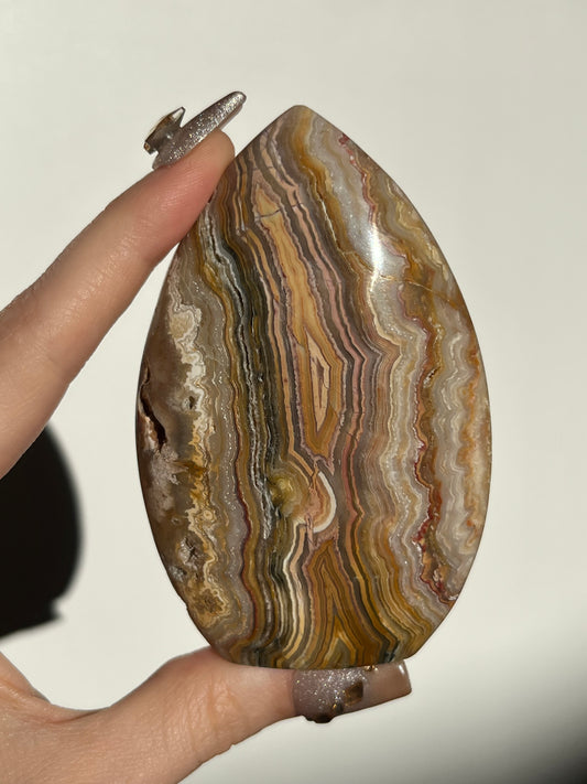 Golden Lace Agate Flame Carving with Parallax Effect F