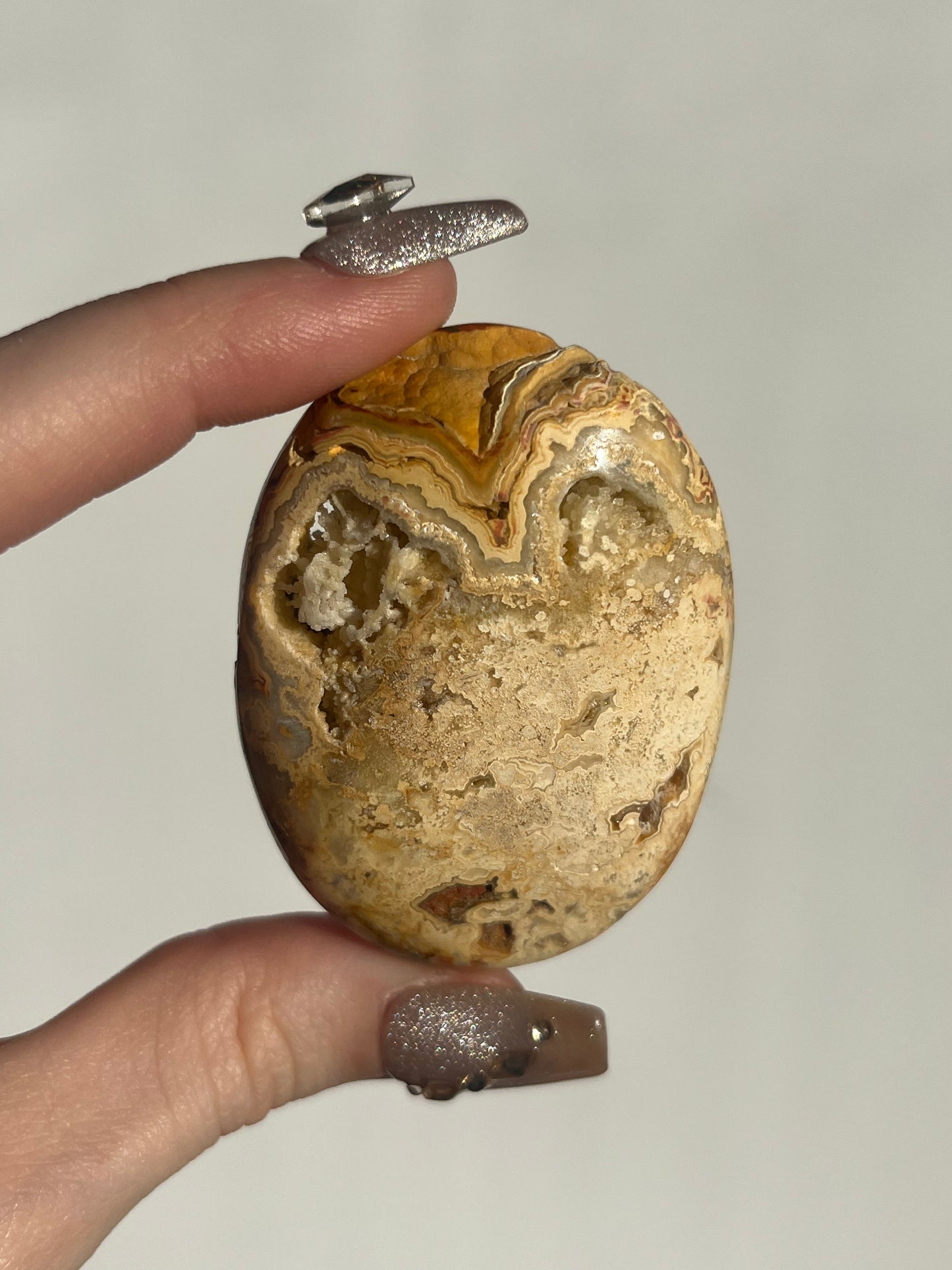 Druzy Golden Lace Agate Palmstone