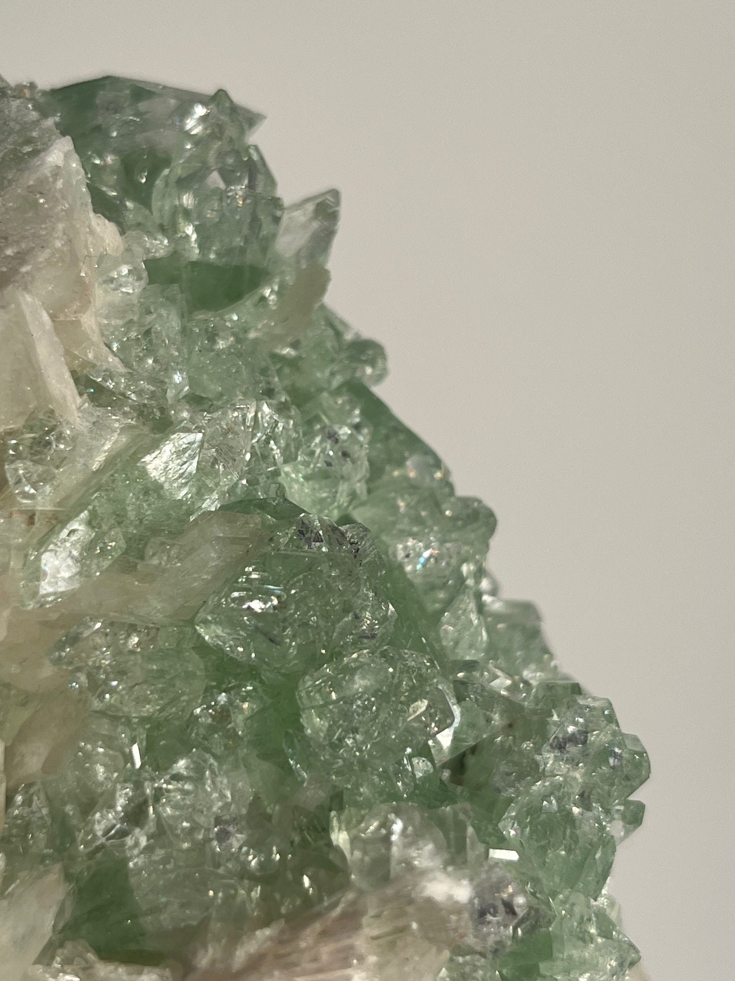 Pointed Green Apophyllite with Scolecite and Stilbite Specimen B