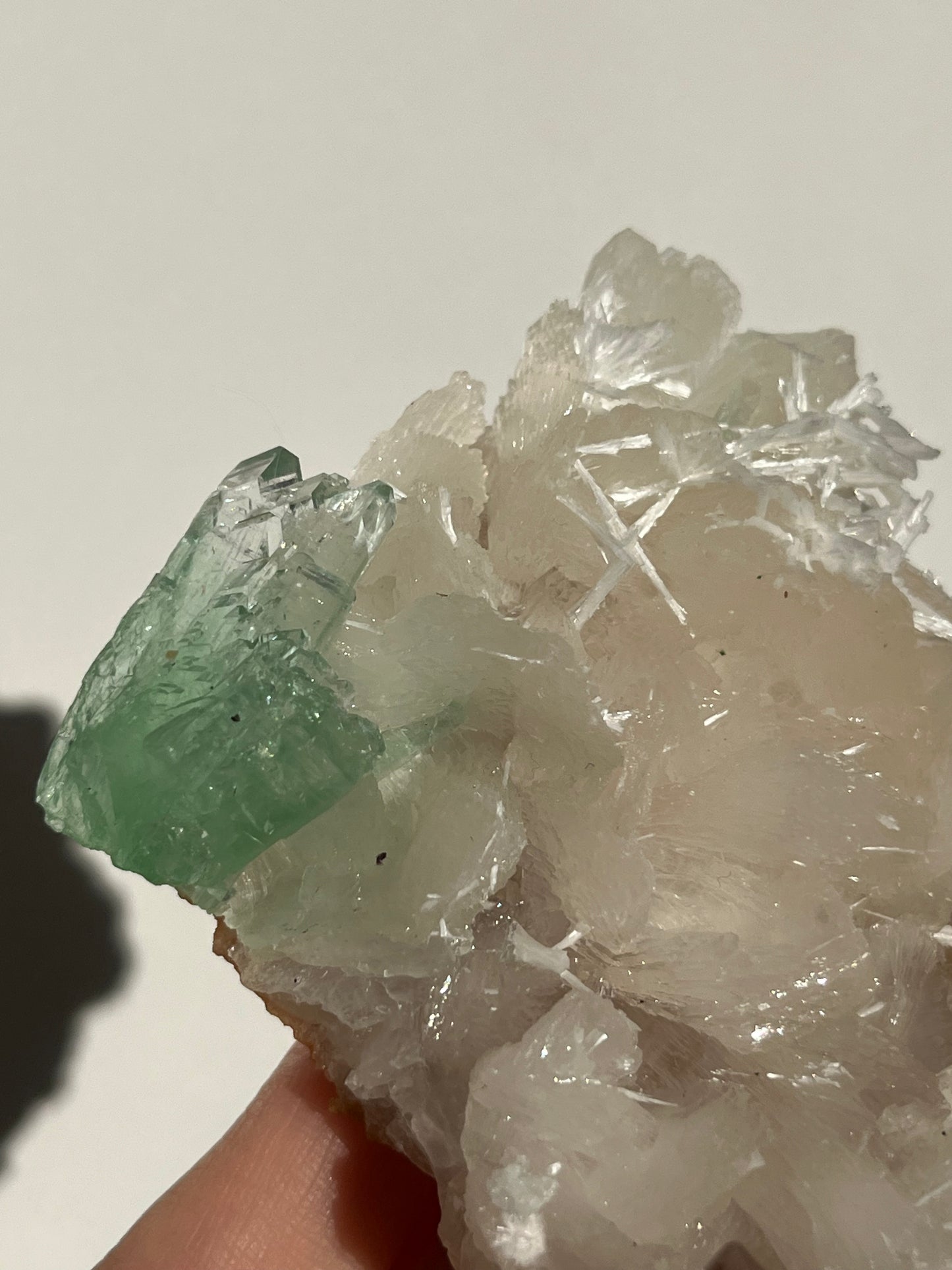 Pointed Fluorapophyllite with Stilbite and Scolecite Specimen G