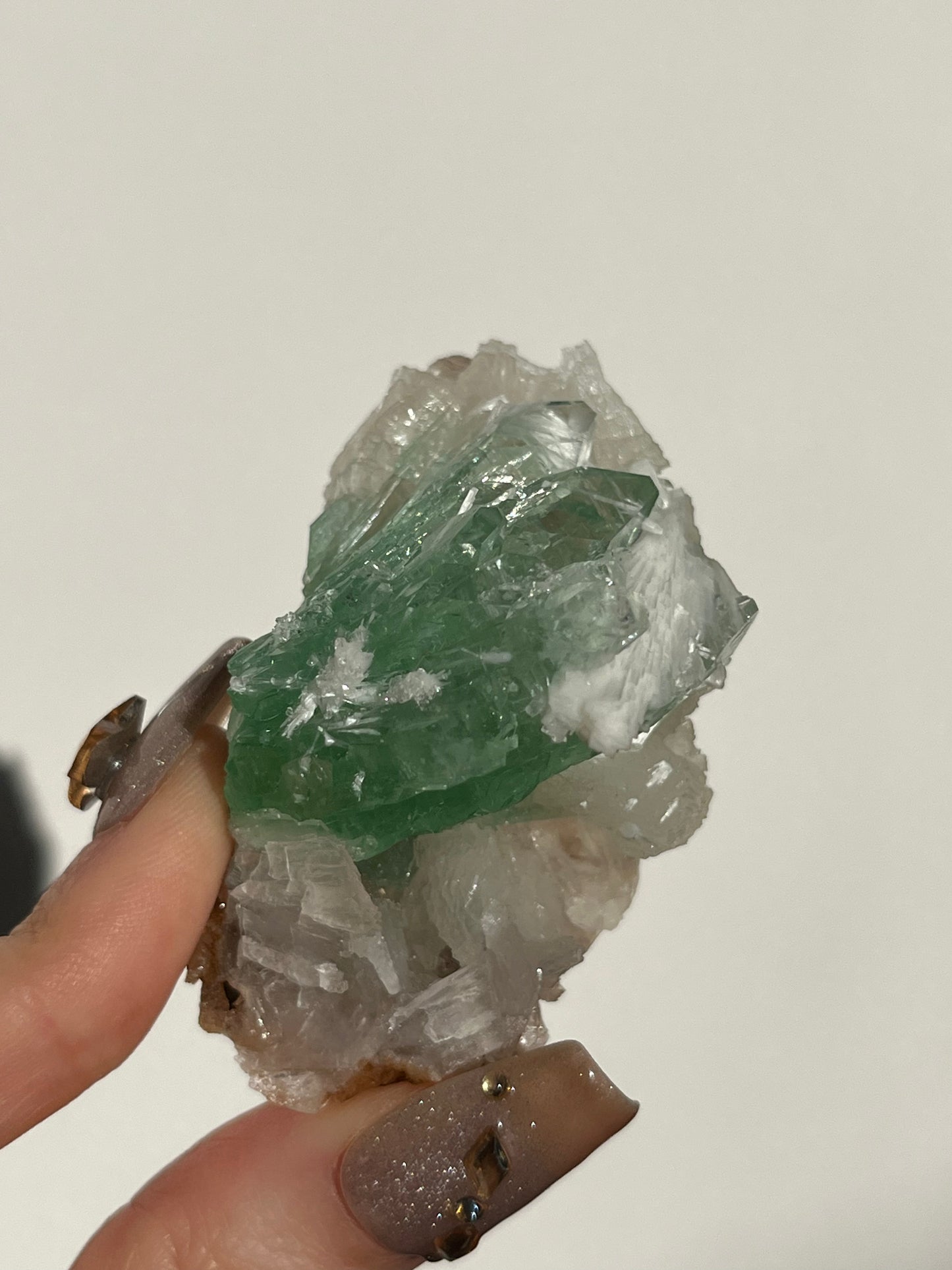 Pointed Fluorapophyllite with Stilbite, Calcite and Scolecite Specimen L