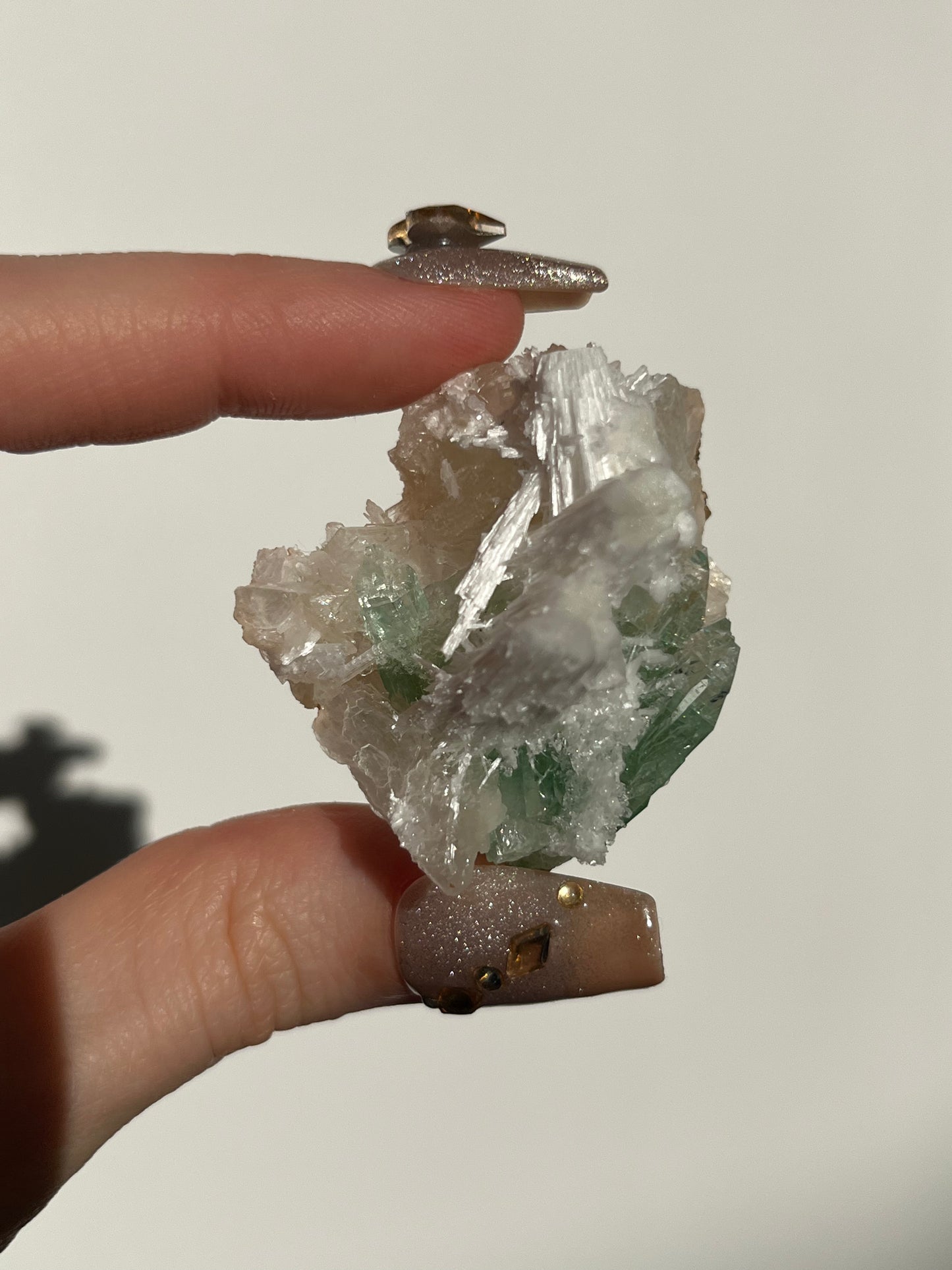 Pointed Fluorapophyllite with Stilbite, Calcite and Scolecite Specimen M