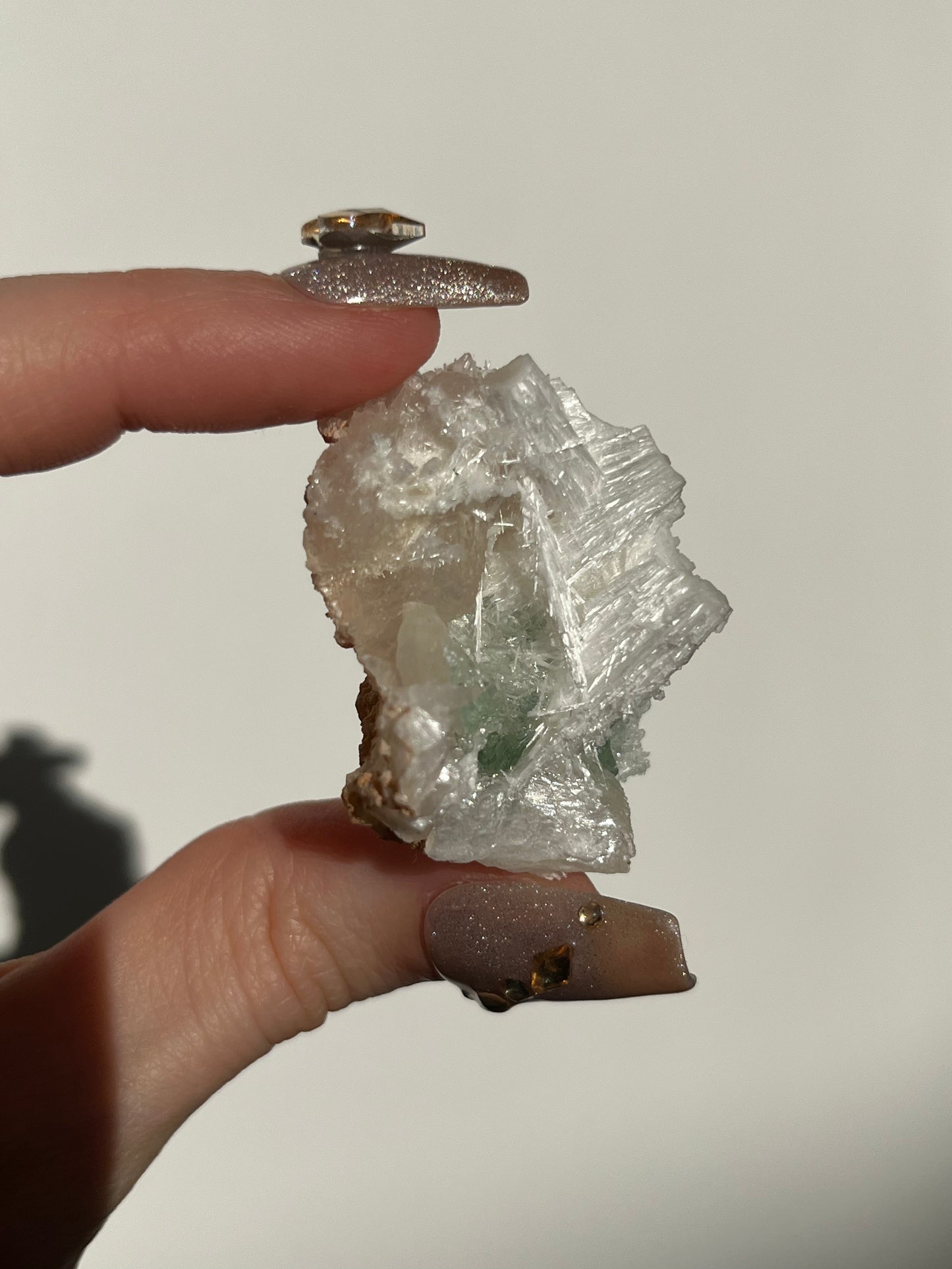 Pointed Fluorapophyllite with Stilbite, Calcite and Scolecite Specimen M