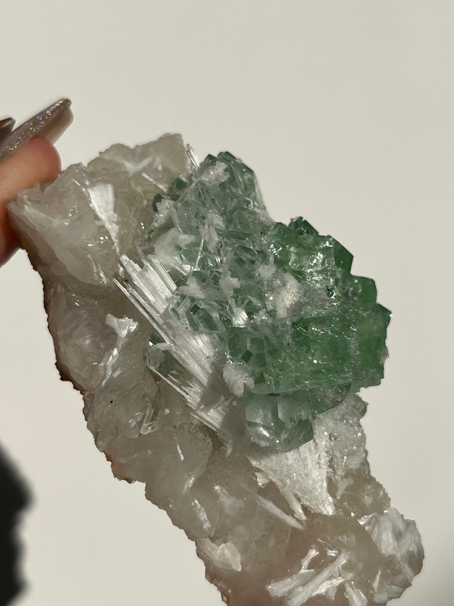 Pointed Fluorapophyllite with Stilbite, Calcite and Scolecite Specimen N