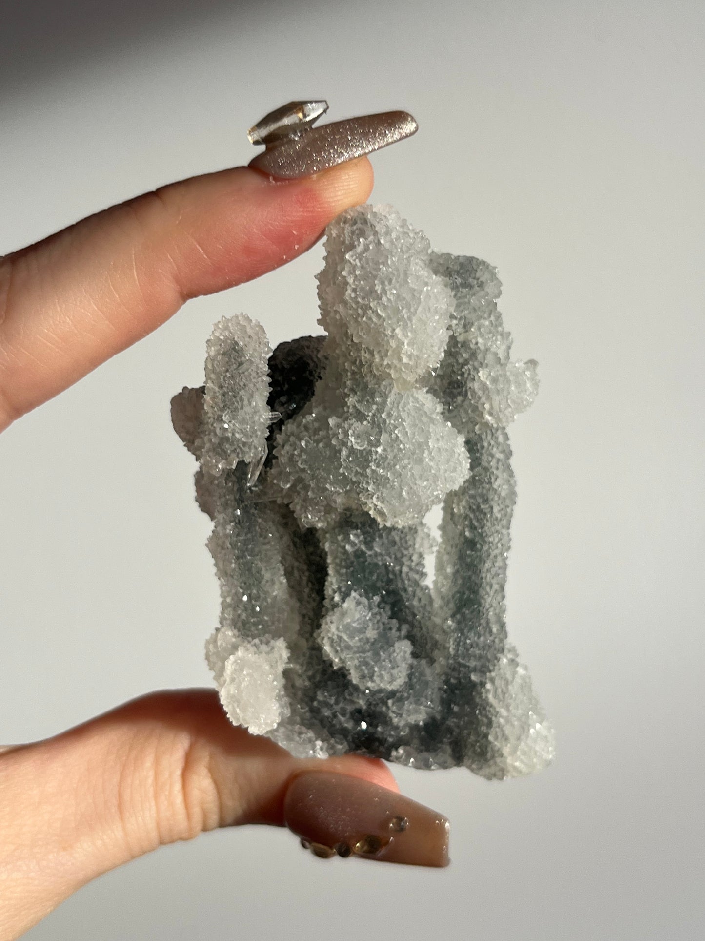 Grey Pseudostalactitic Chalcedony with Clear Heulandite Specimen H