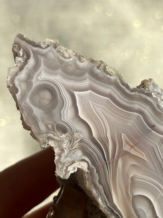 "Esmeralda" Soft Lilac Laguna Agate with Parallax