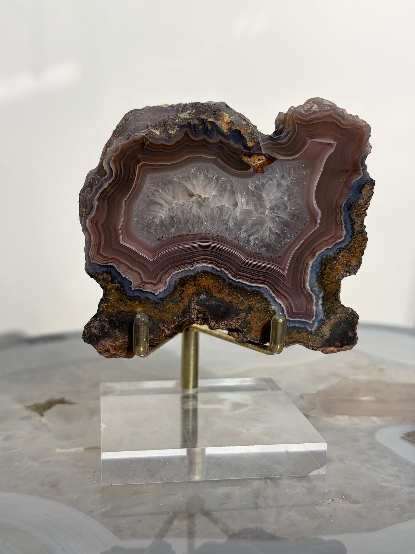 "Cosmic Curtain" Mauve Laguna Agate Specimen with Sagenite Inclusions and Parallax Effect