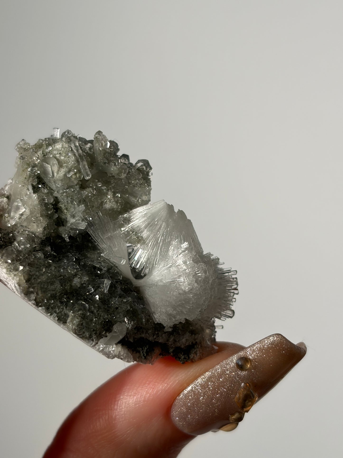 Bowtie Natrolite Specimen with Quartz and Apophyllite H
