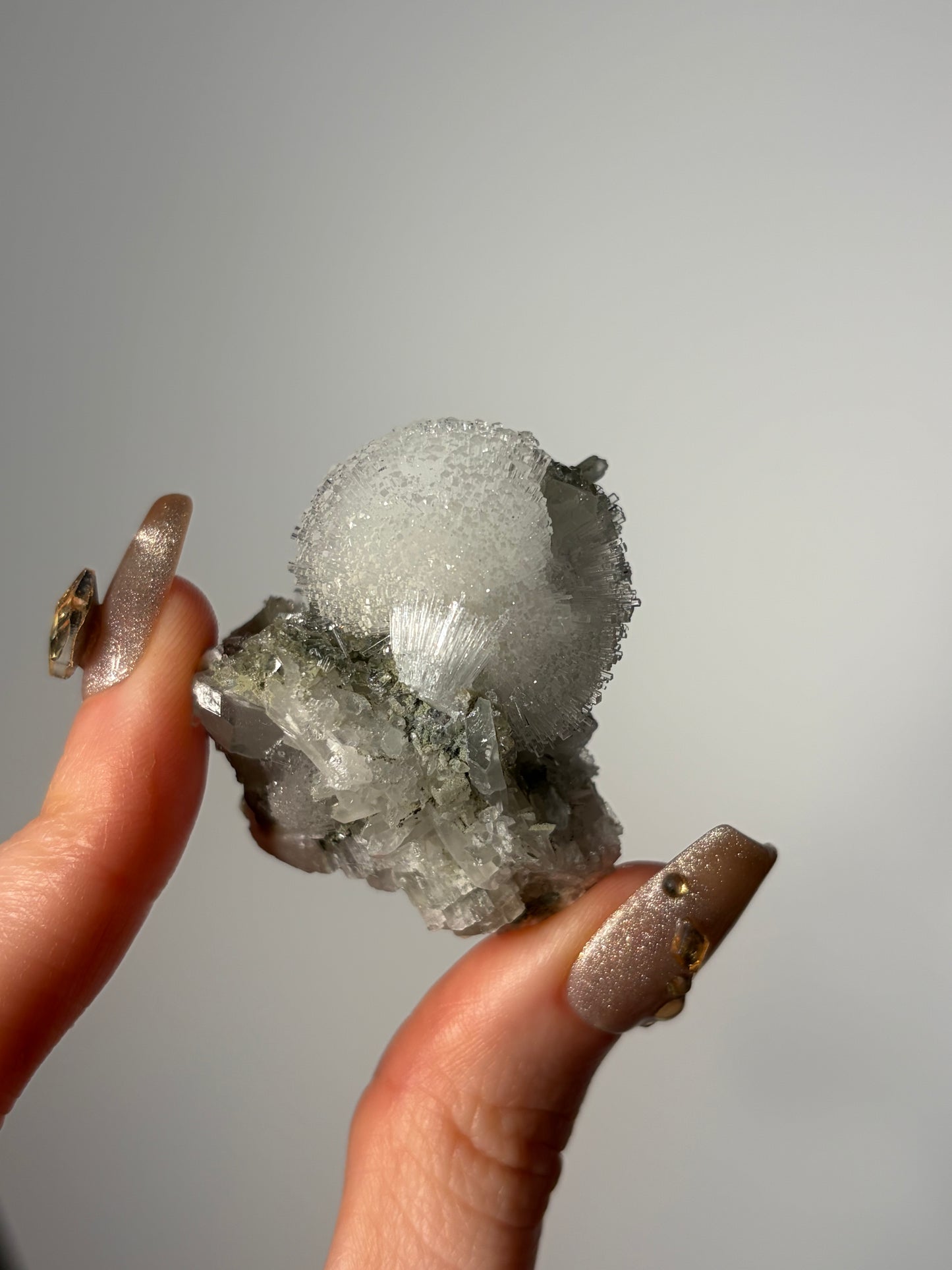 Natrolite Specimen with Quartz, Rhombohedral Calcite, Apophyllite and Stilbite J