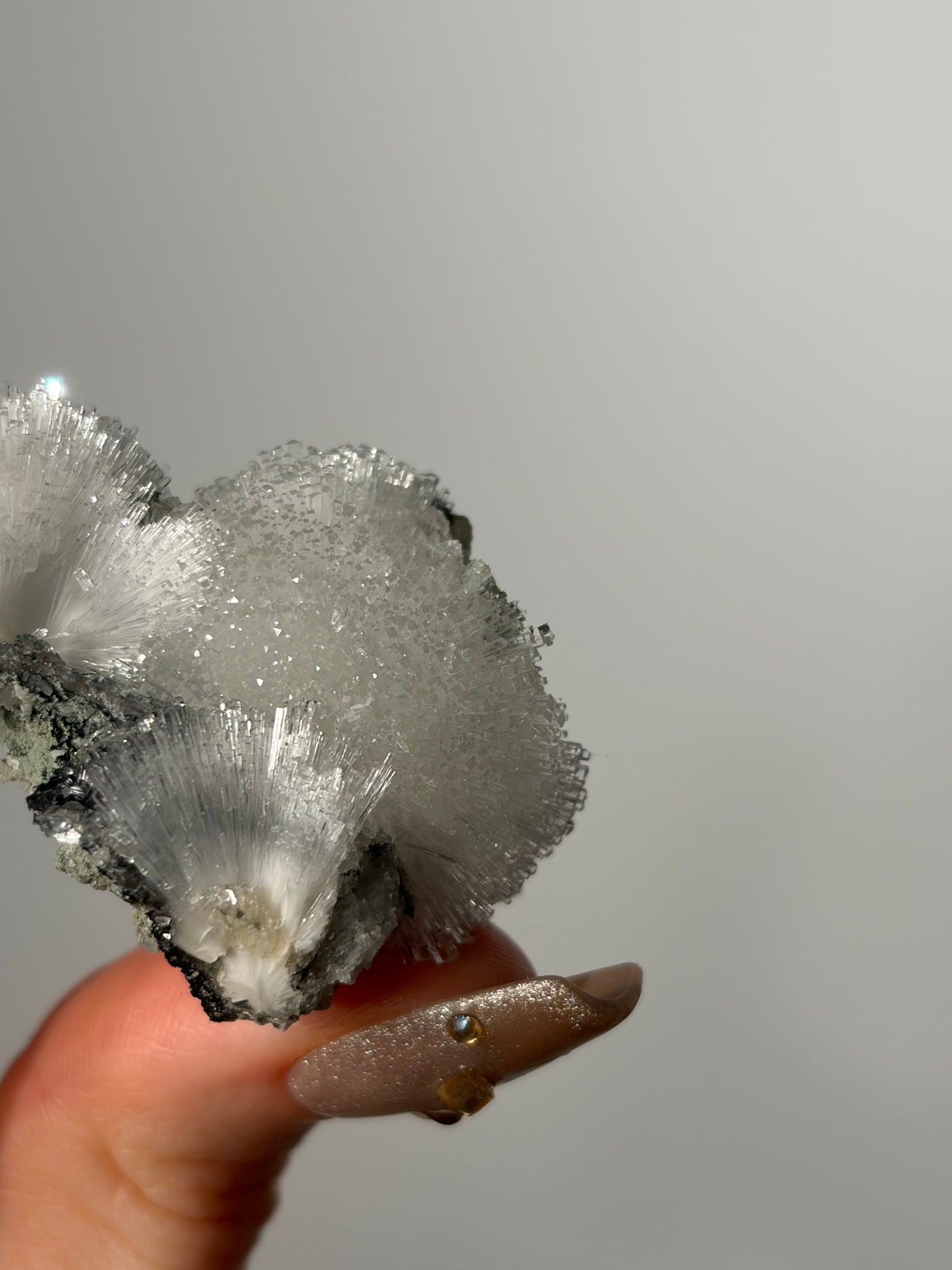 Natrolite Specimen with Quartz and Rhombohedral Calcite O