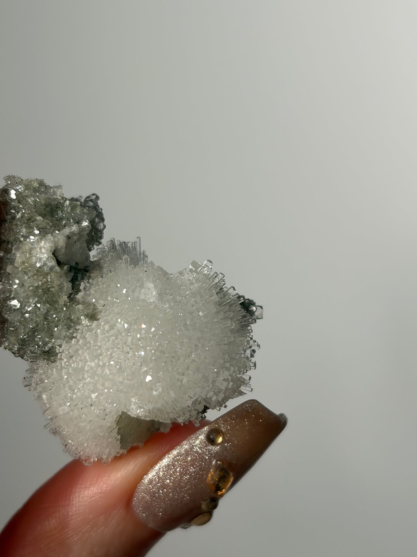 Natrolite Specimen with Apophyllite Coated Quartz Q