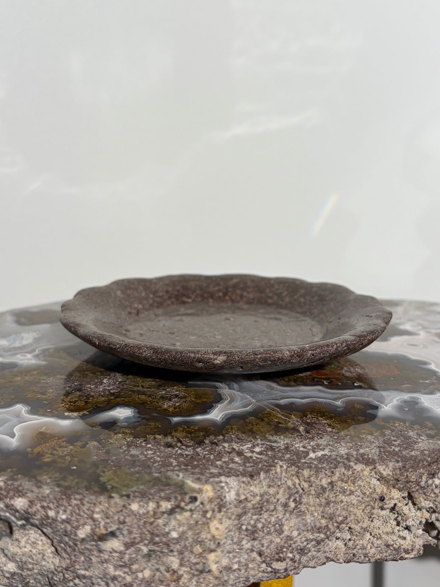 Blooms Scallop Edge Basalt Ritual Platter