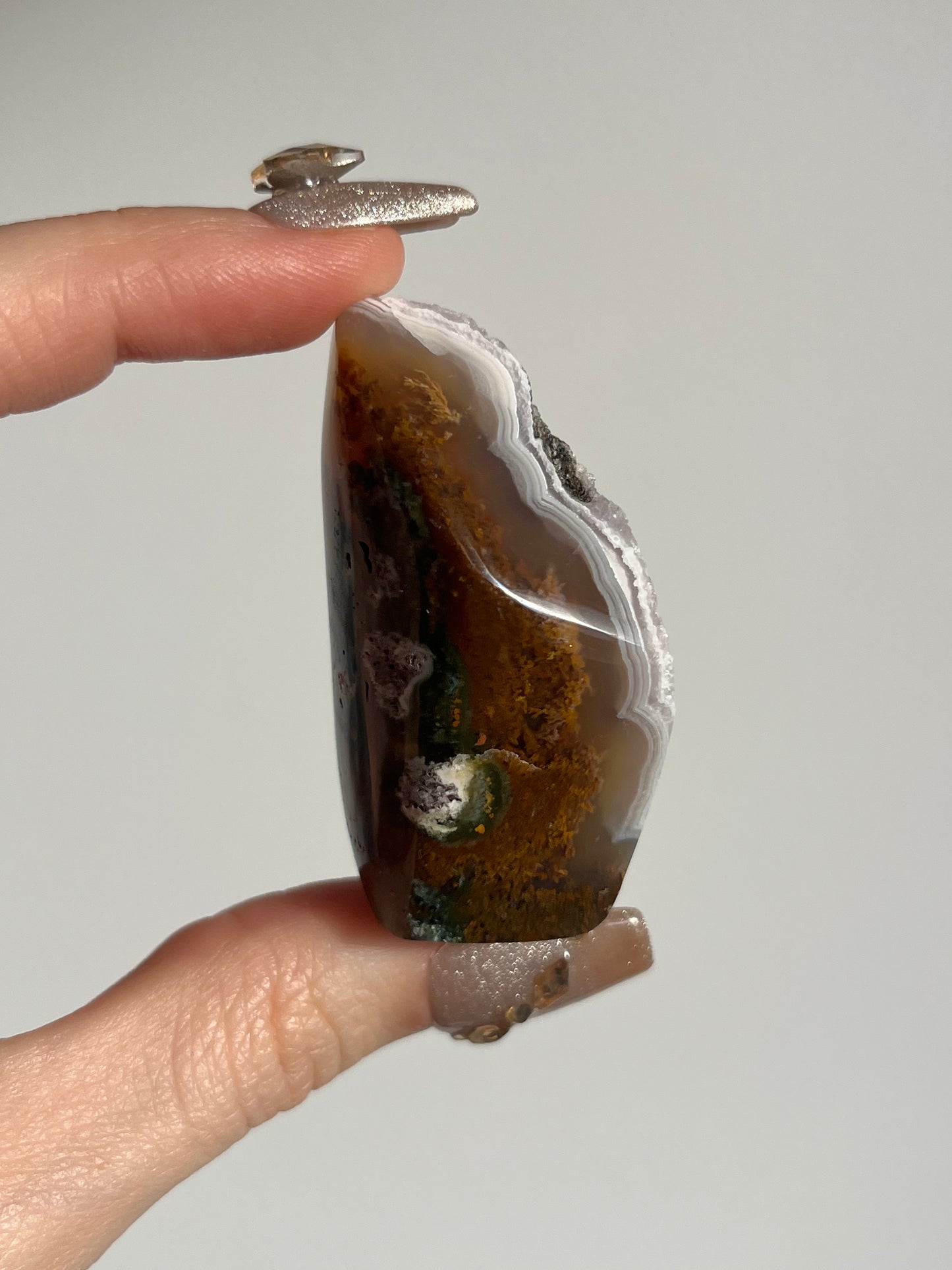 Nebula Agate Standing Freeform with Amethyst and Multicoloured Moss Inclusions G (Parallax Effect)