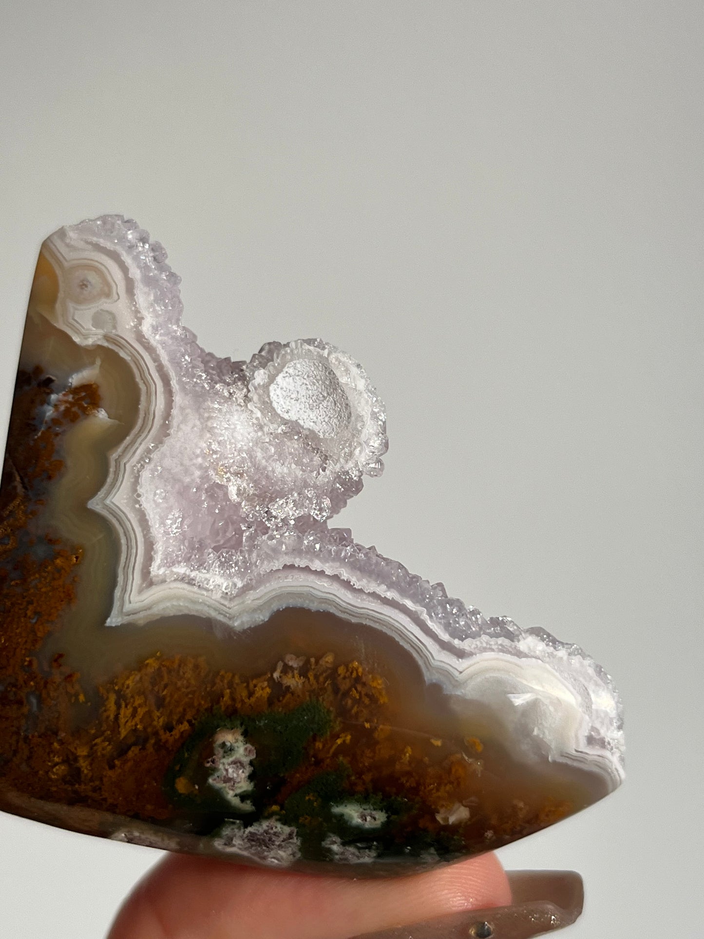 Nebula Agate Standing Freeform with Amethyst and Multicoloured Moss Inclusions G (Parallax Effect)