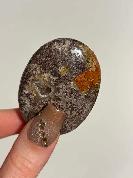 Nebula Agate Palmstone D