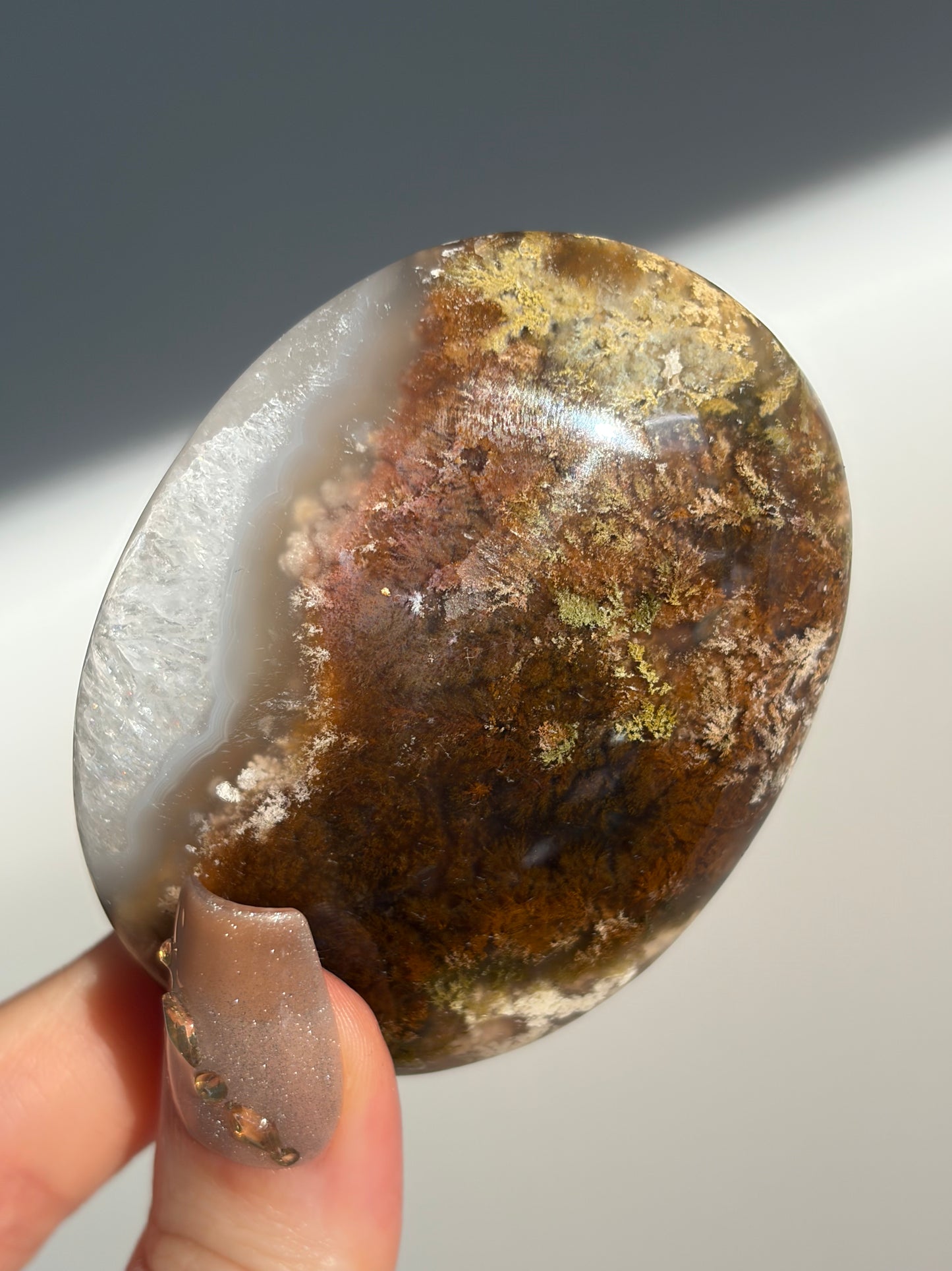 Nebula Agate Palmstone N