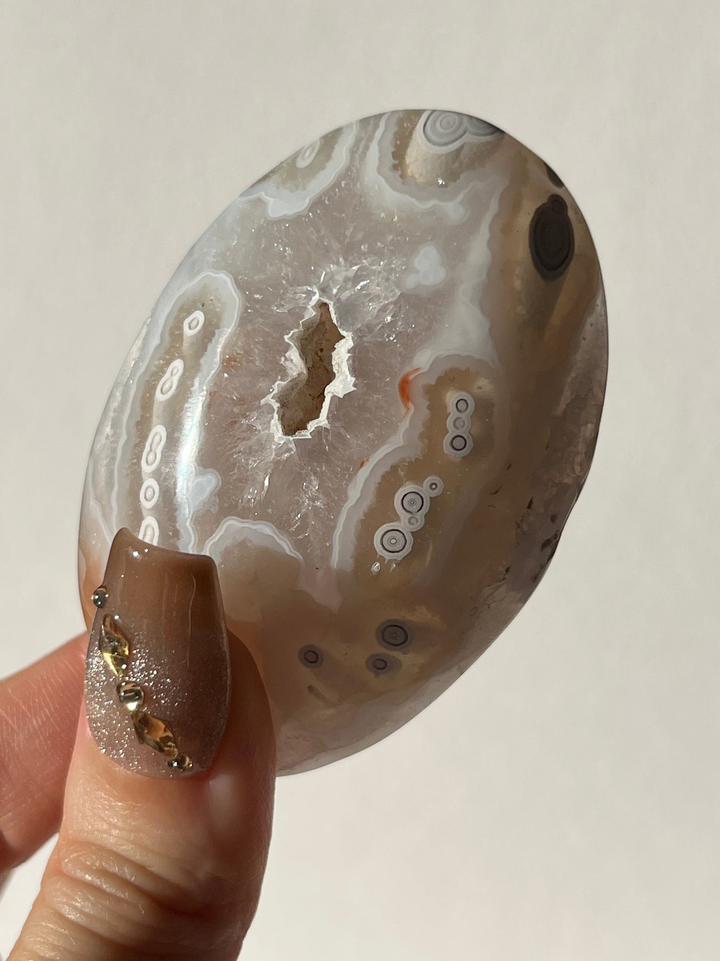 Druzy Orbicular Nebula Agate Palmstone A (Collector's Choice)