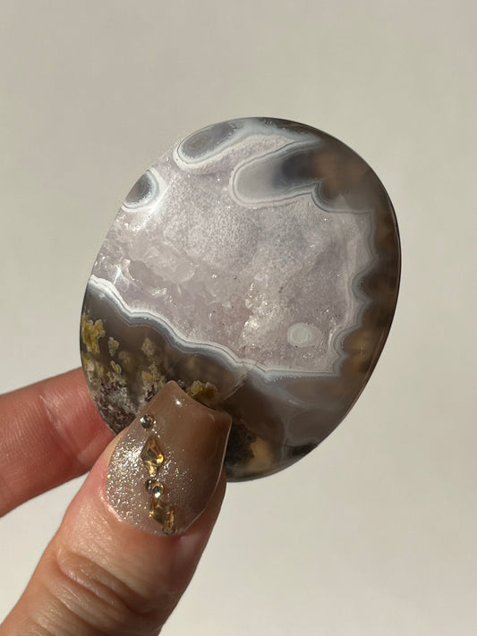 Nebula Agate with Amethyst Palmstone K