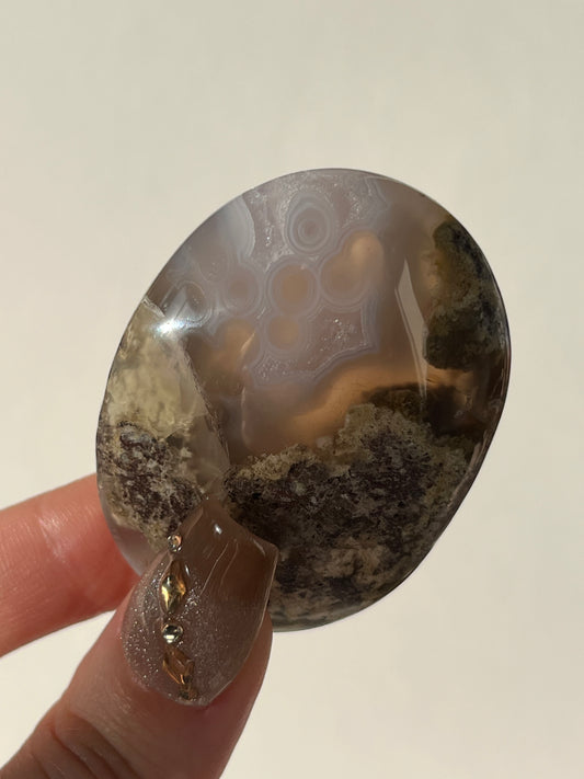 Jelly Orbicular Nebula Agate with Scenic Moss Palmstone W