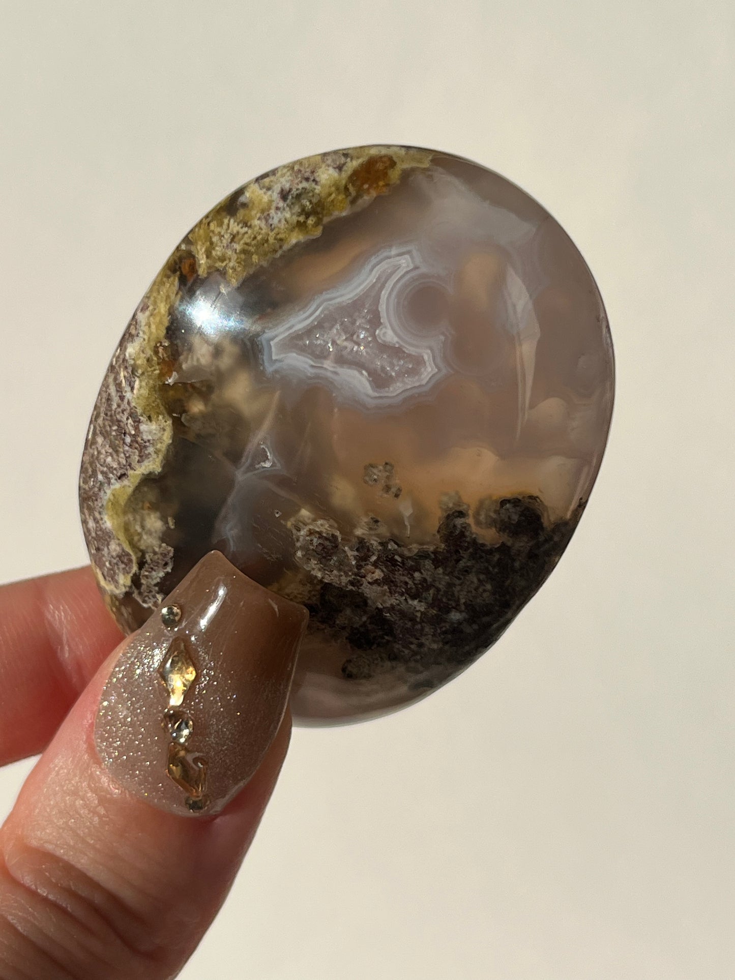 Jelly Orbicular Nebula Agate with Scenic Moss Palmstone W