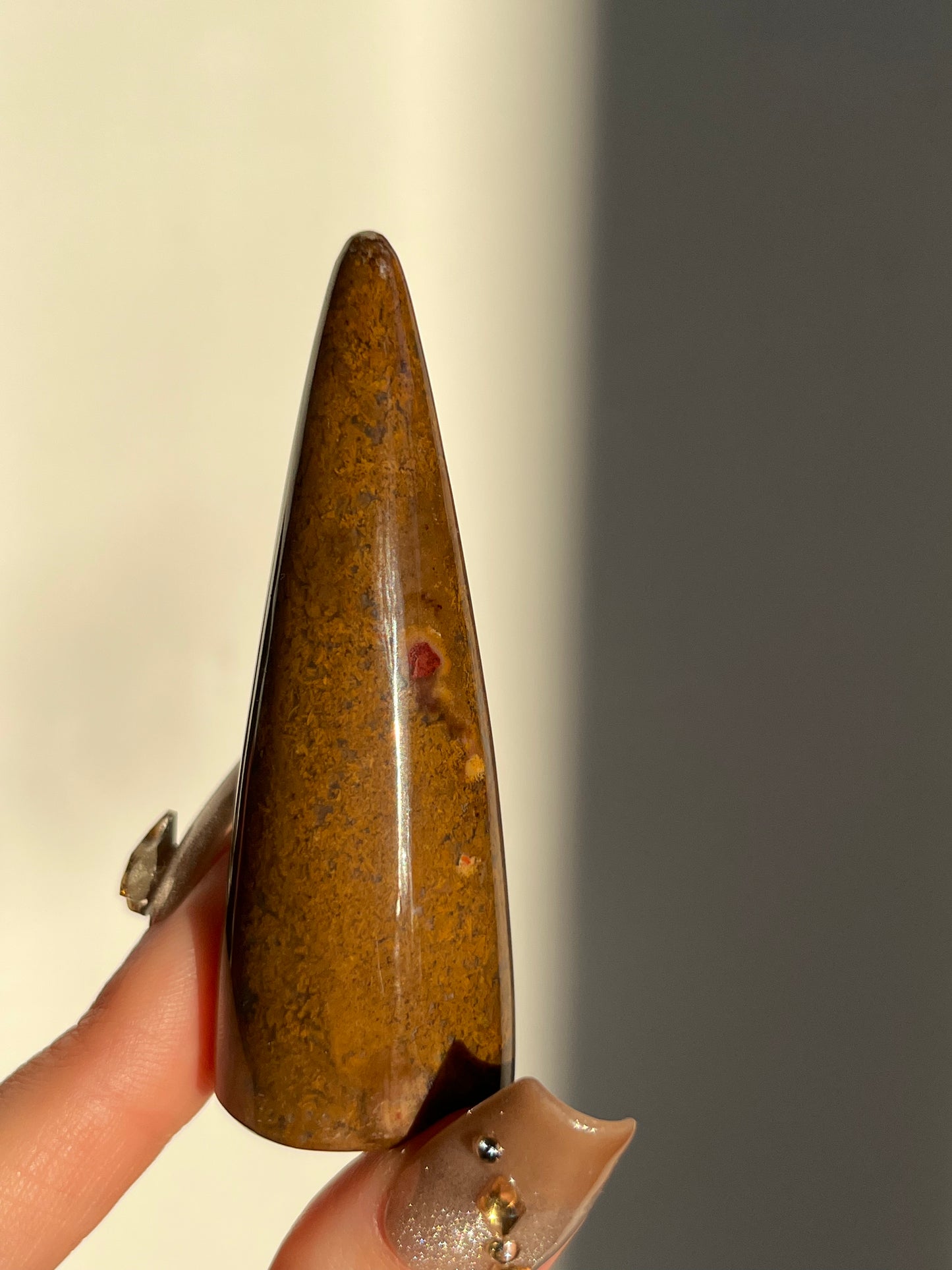 Nebula Agate Ring Holder H