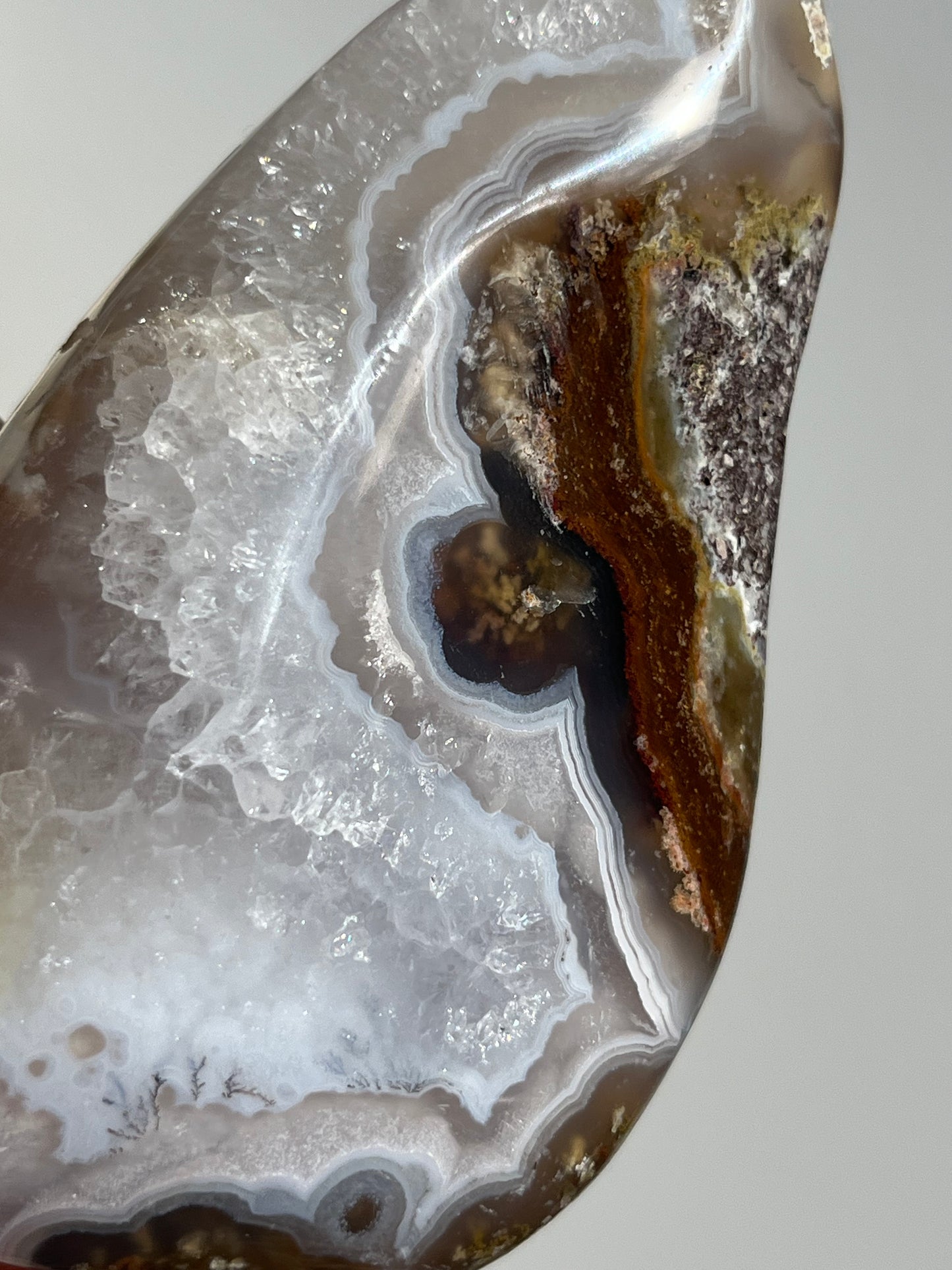 ‘Opaline’ Nebula Agate with Scenic Moss and Dendritic Inclusions Freeform