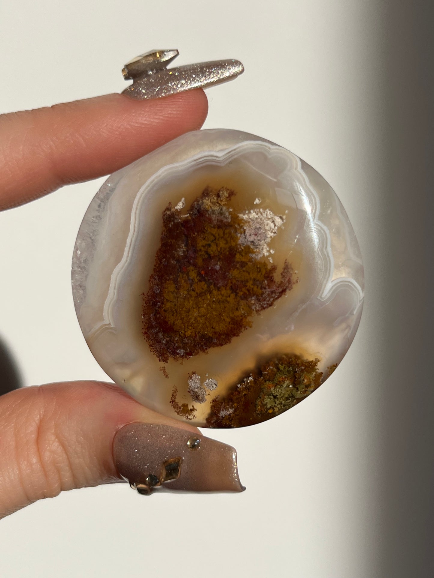 Nebula Agate and Multicoloured Scenic Moss Medallion Carving F