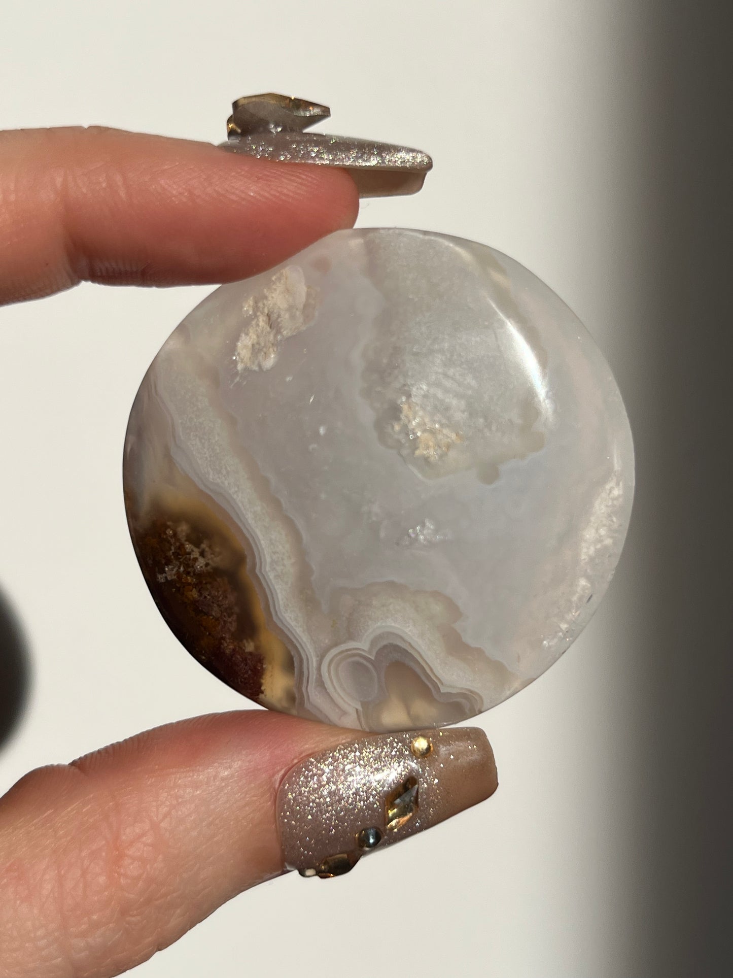 Nebula Agate and Multicoloured Scenic Moss Medallion Carving F
