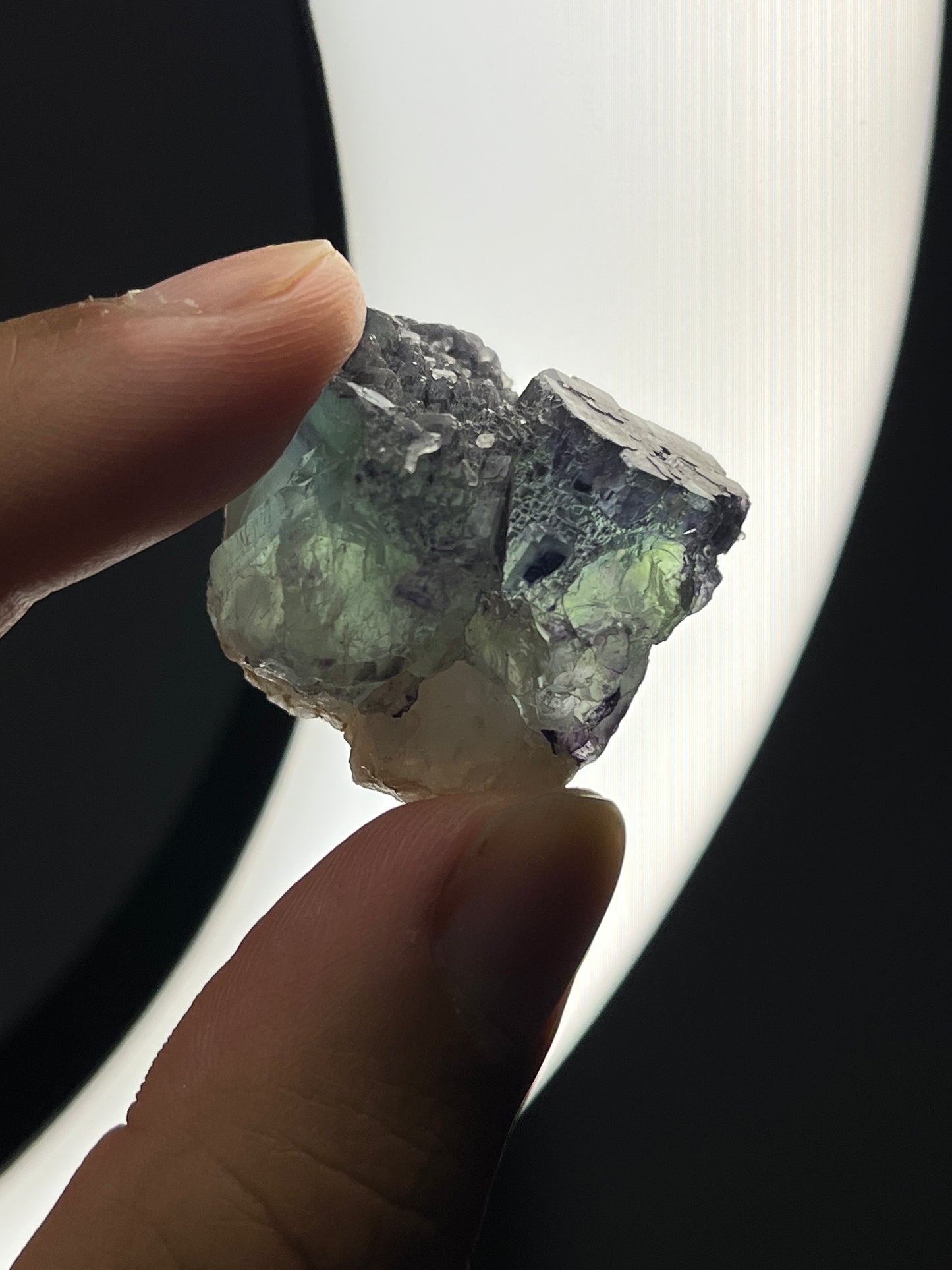 Green Omehane Fluorite Specimen with Ultramarine Zoning A