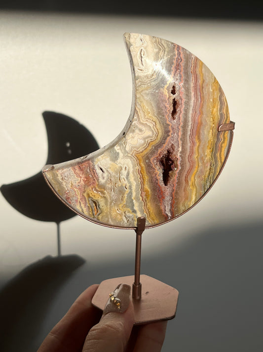 Golden x Pink Lace Agate Moon Carving on Rose Gold Coloured Stand C