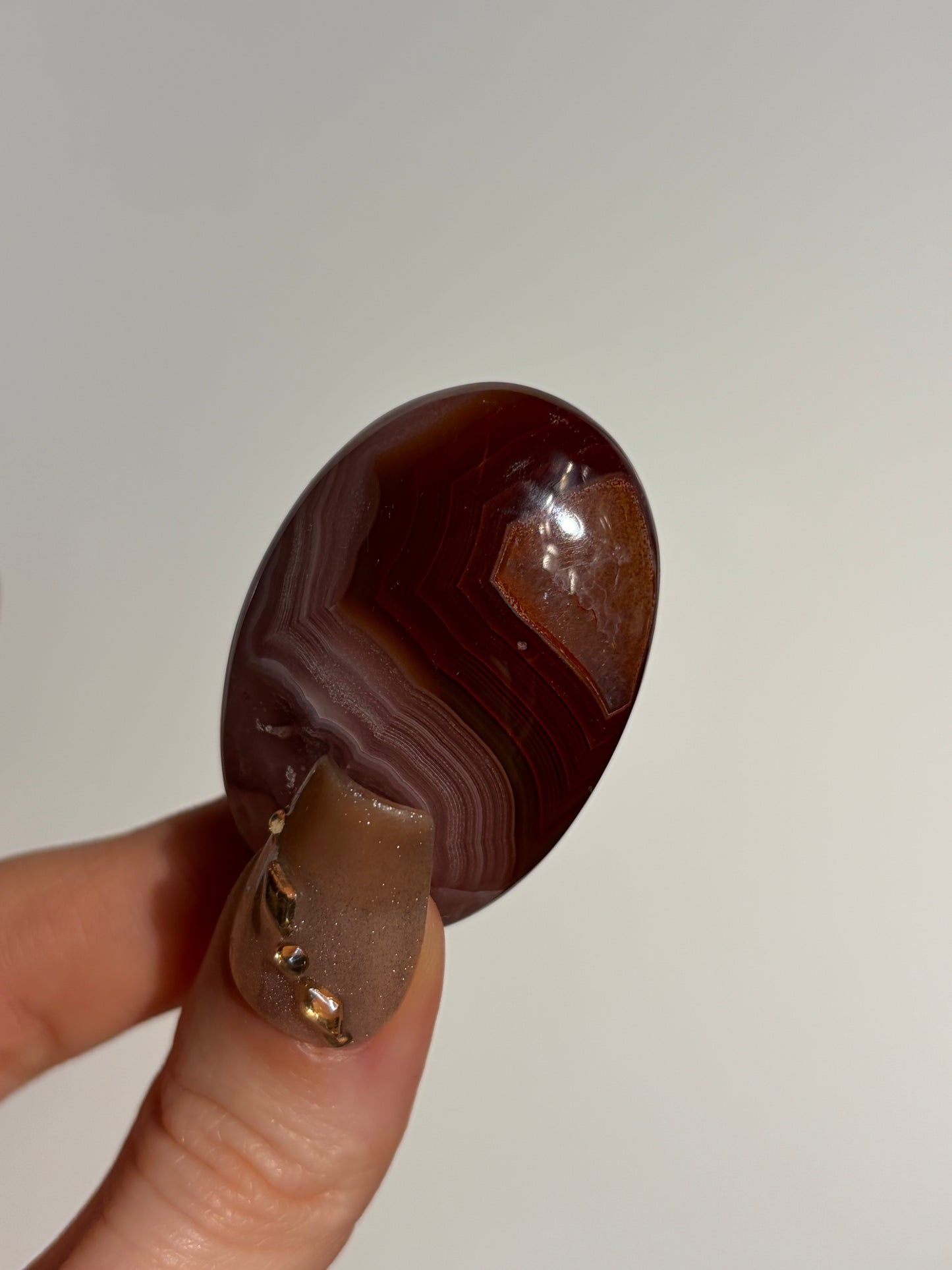 Deep Pink Laguna Agate Palmstone with Parallax Effect B