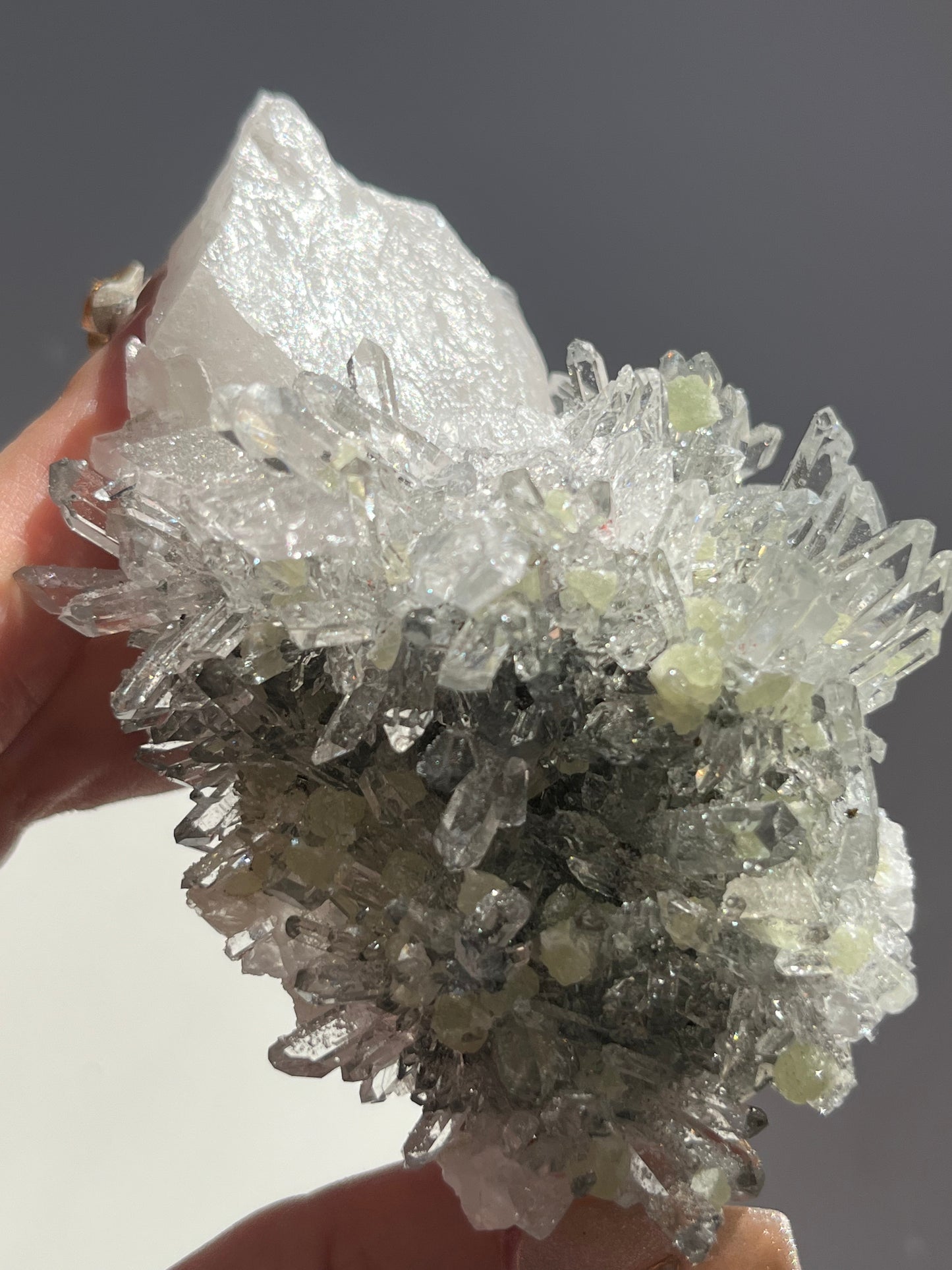 Botryoidal Prehnite with Quartz, Calcite, and Analcime #C