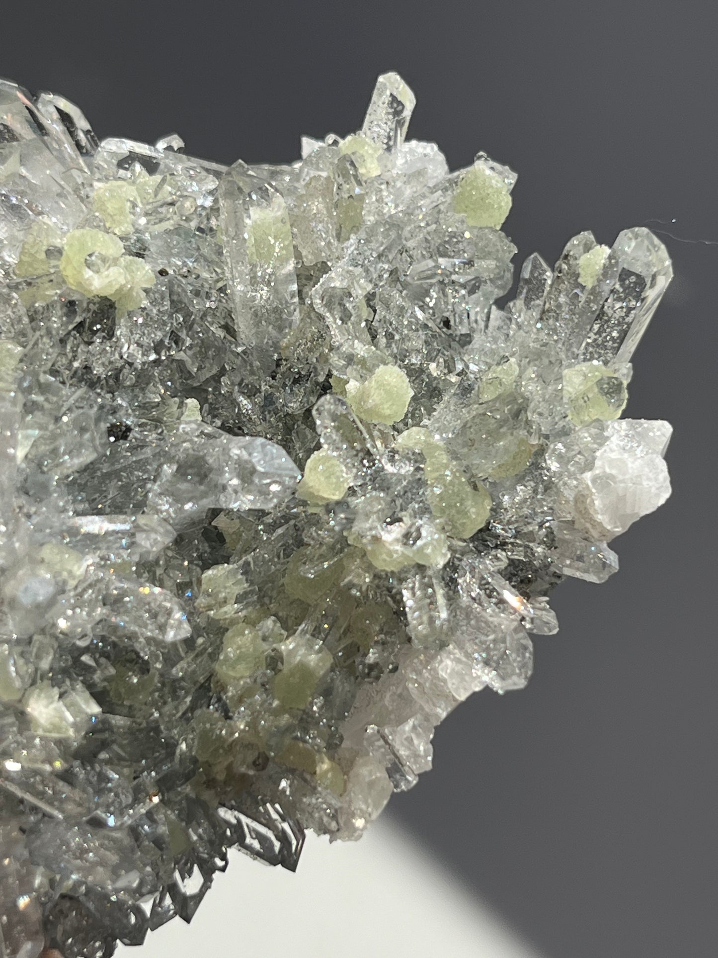 Botryoidal Prehnite with Quartz, Calcite, and Analcime #C