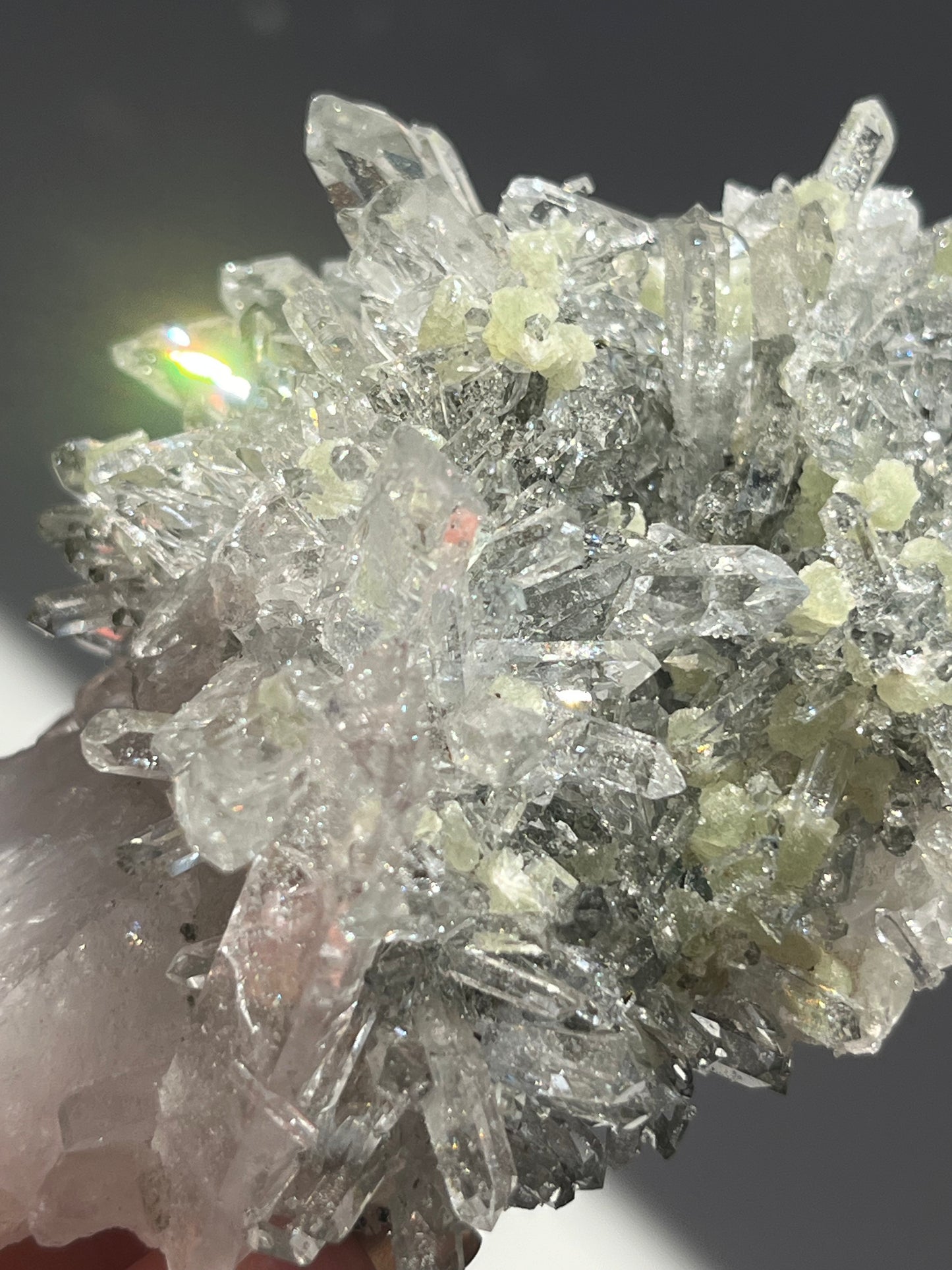 Botryoidal Prehnite with Quartz, Calcite, and Analcime #C