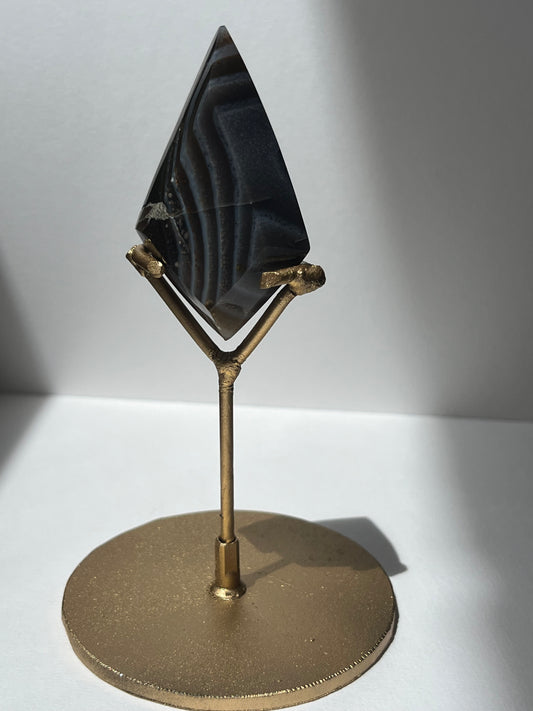 Purple Banded Agate Diamond Carving on Stand D