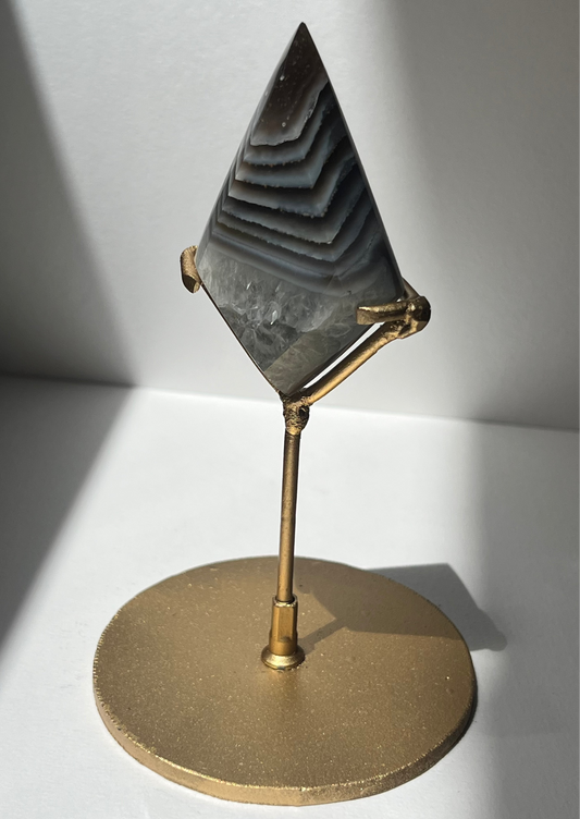 Purple Banded Agate and Quartz Diamond Carving on Stand A