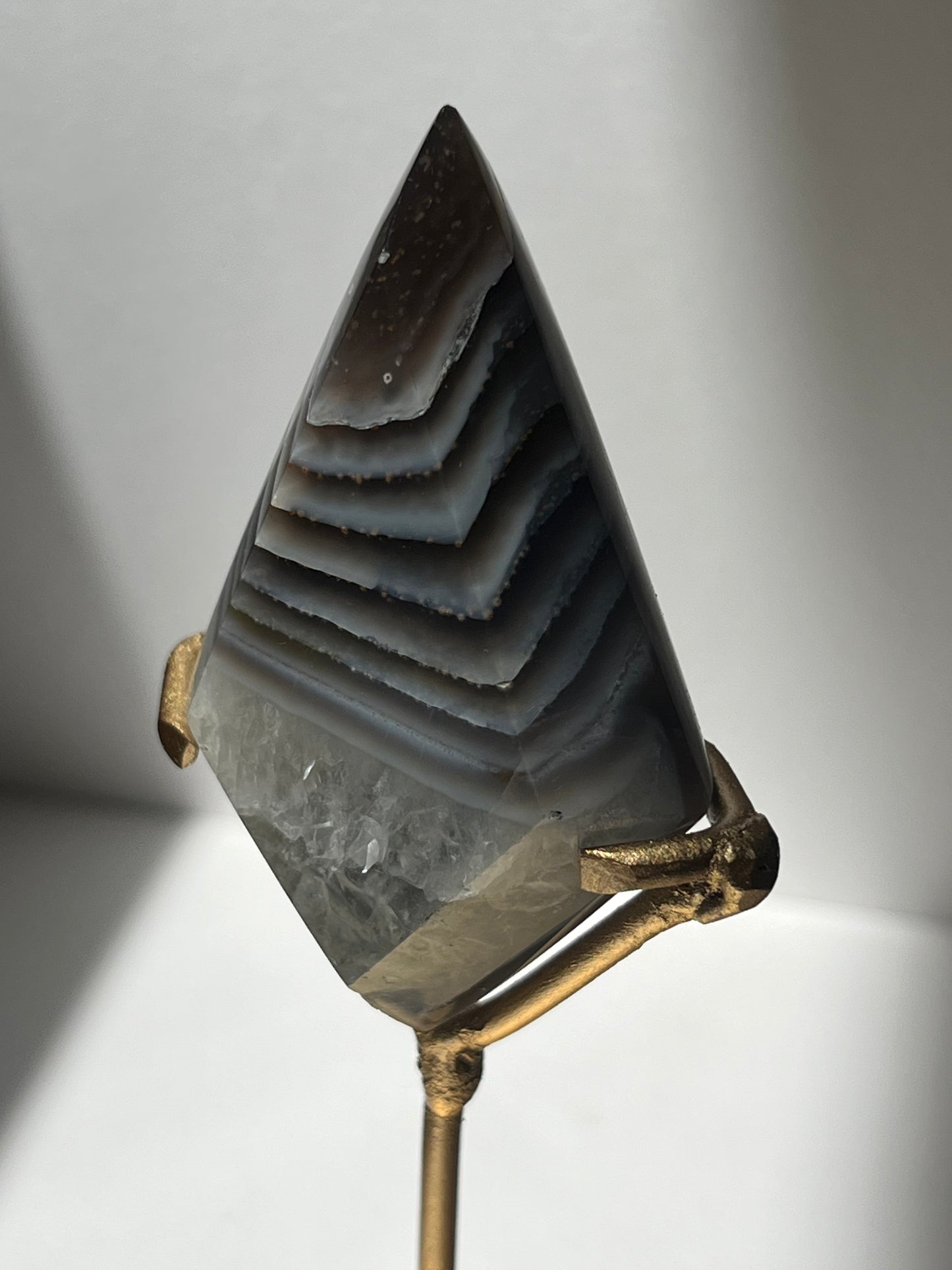 Purple Banded Agate and Quartz Diamond Carving on Stand A