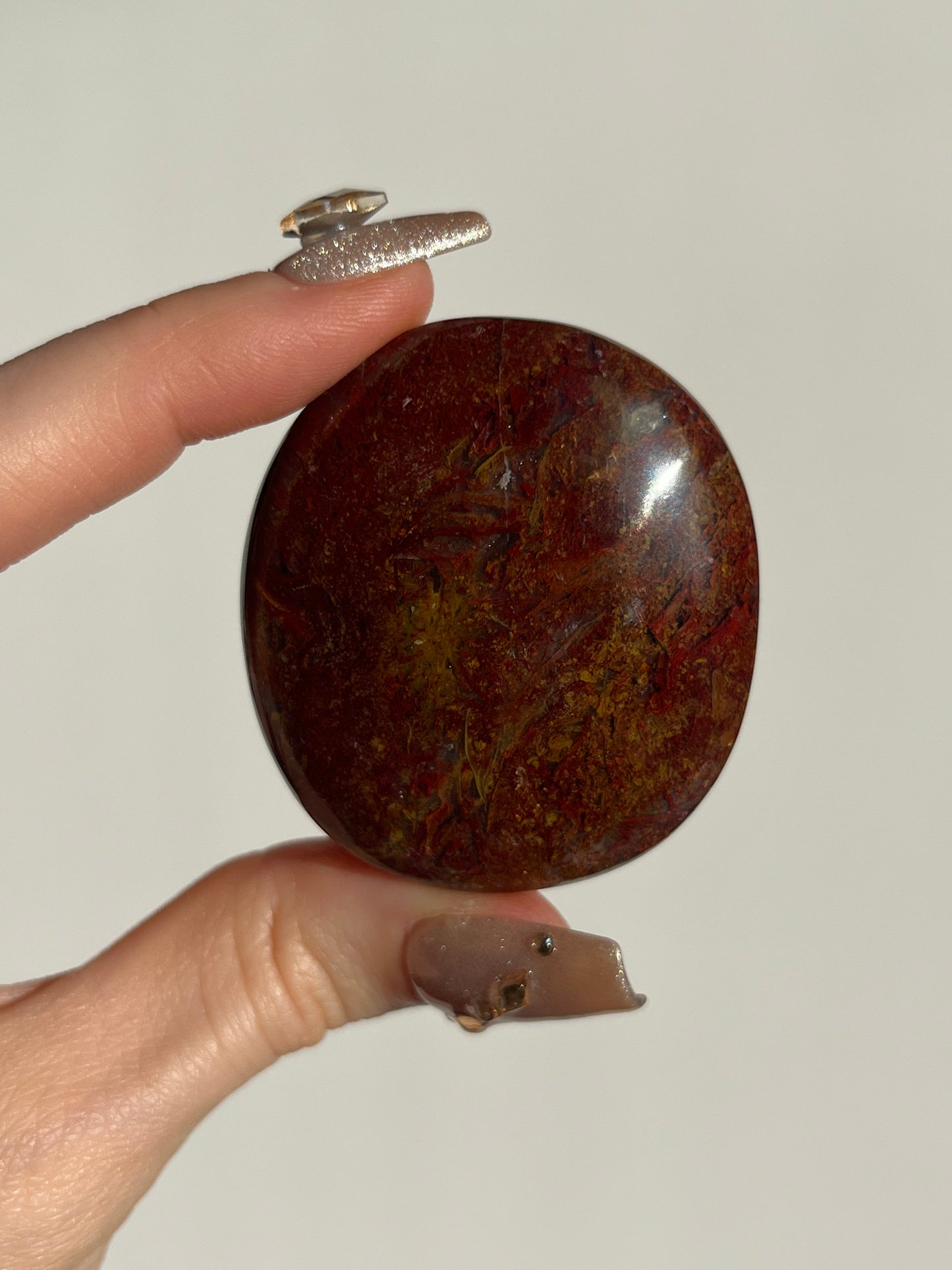 Red Moss in Chalcedony Flatstone C