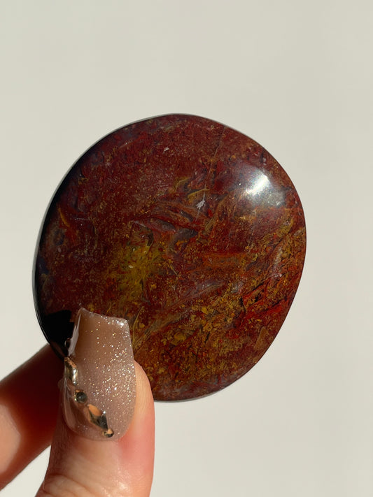 Red Moss in Chalcedony Flatstone C