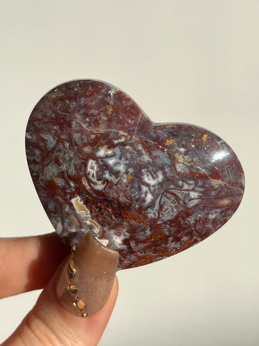 Red Moss in Chalcedony Heart Carving F