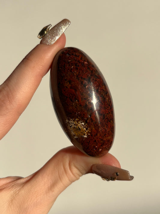 Red Moss in Chalcedony Shiva A