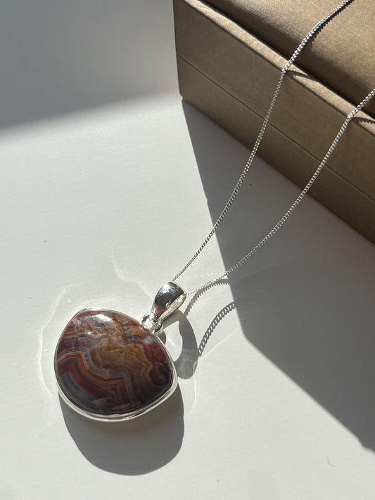 Laguna Lace Agate 925 Sterling Silver Pendant with Parallax Effect & Necklace D